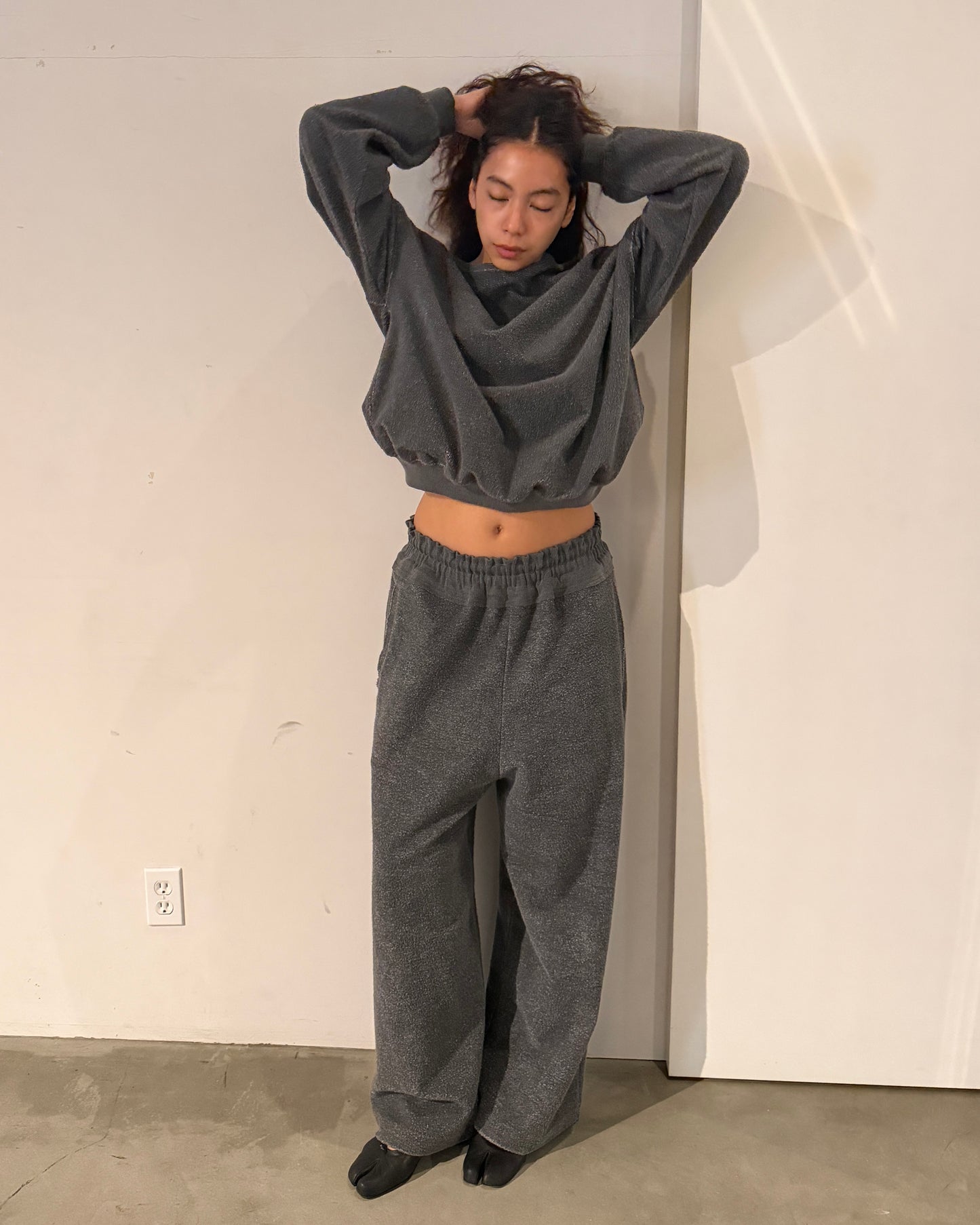 WIDE SWEAT-PANTS / Smoke