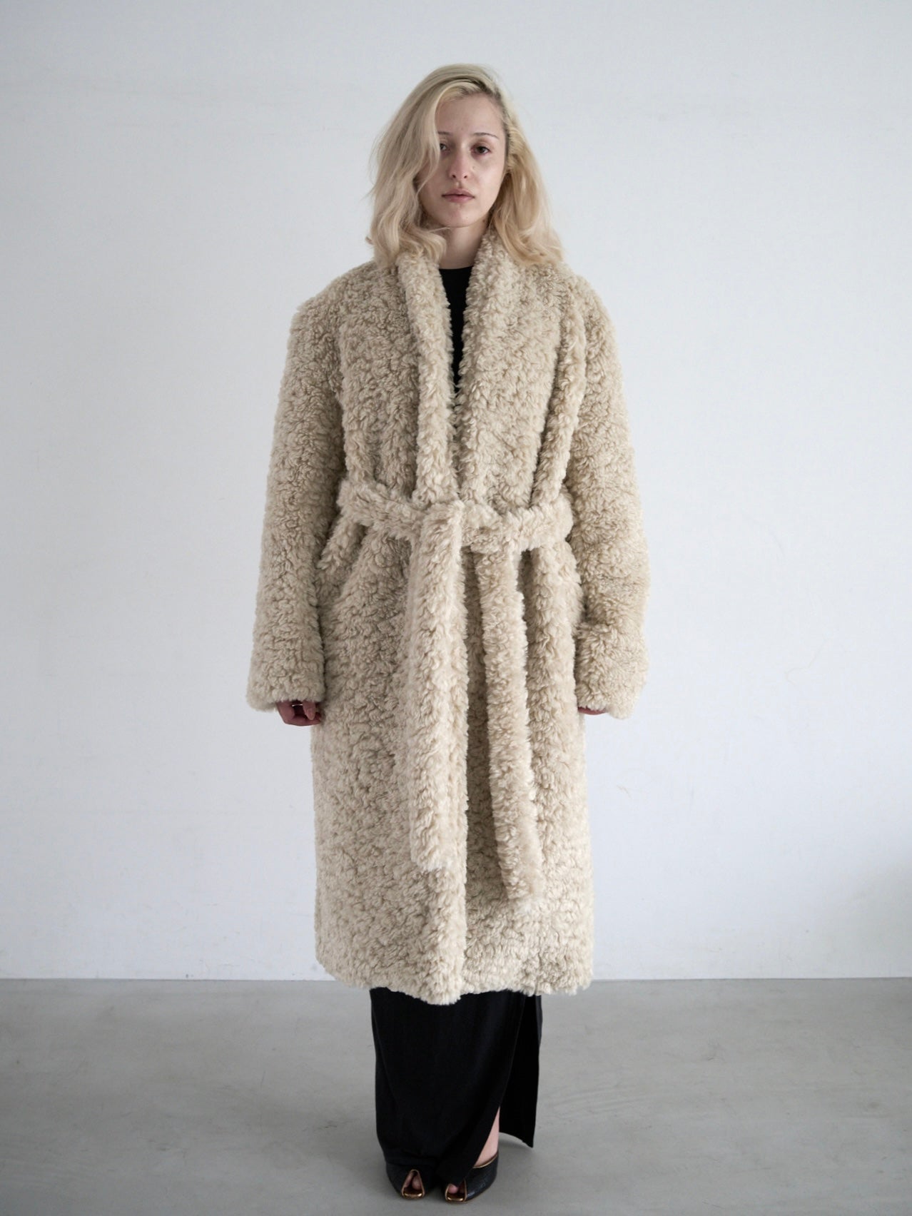 curly robe coat / sand