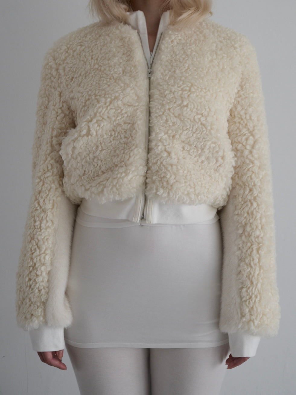 curly blouson / White