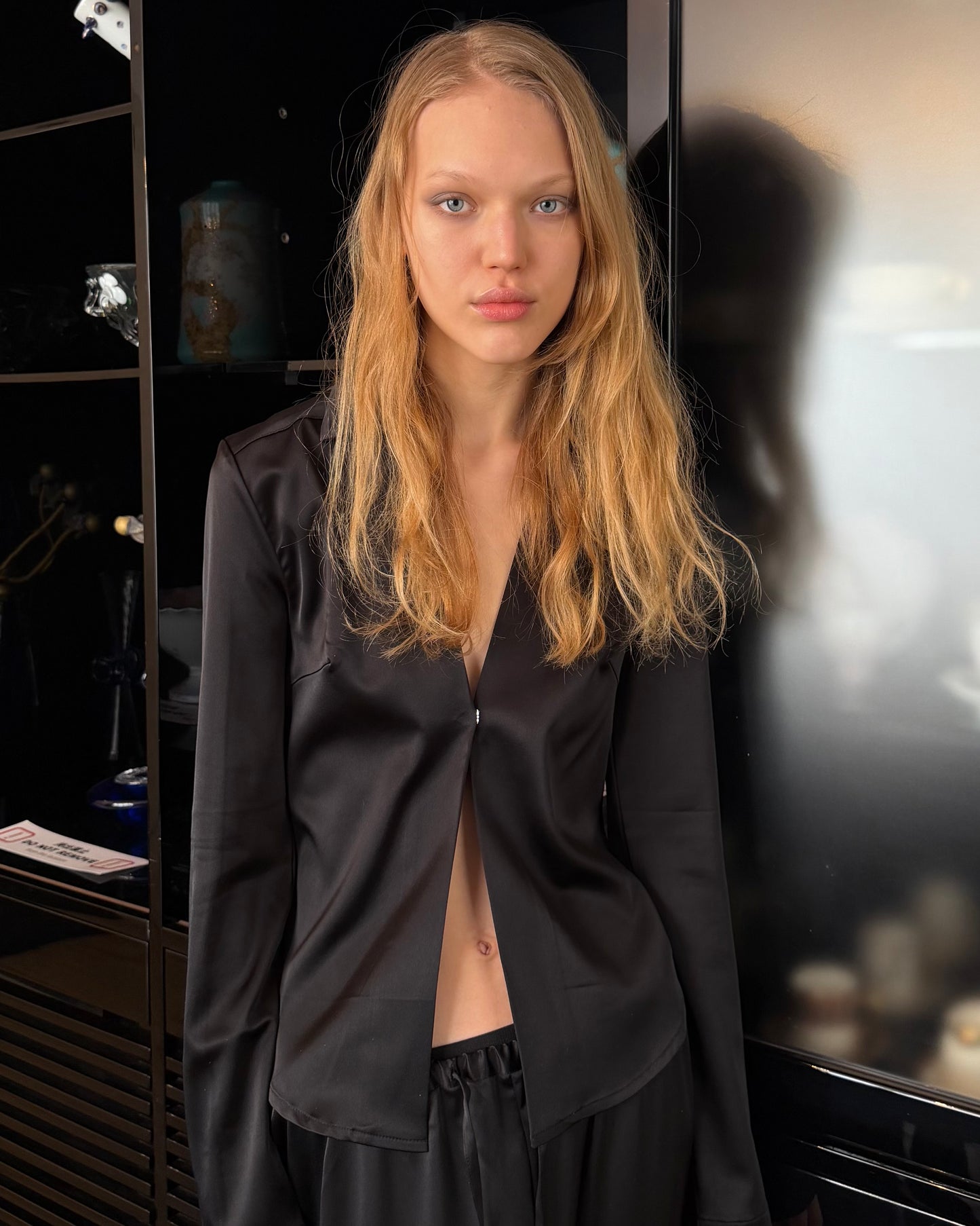 Silk-like Shirt / Black